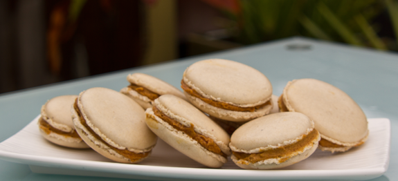 salted-caramel-macaroons