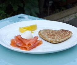 Smoked salmon and blinis